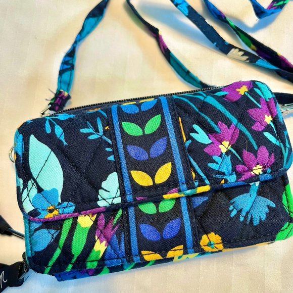 Vera Bradley RFID Crossbody Bag Blue Floral - Picture 2 of 6